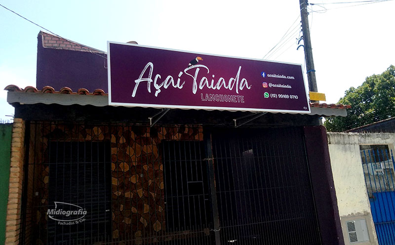 Fachada painel em Lona